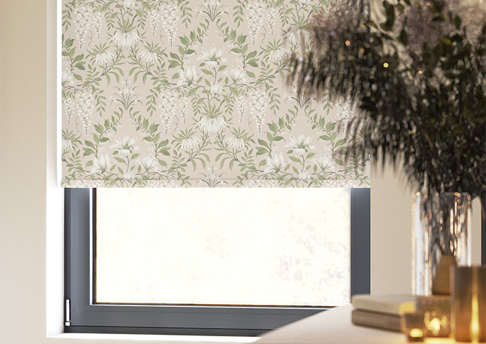 Laura Ashley Parterre, Blush - Roller Blind - Image 5